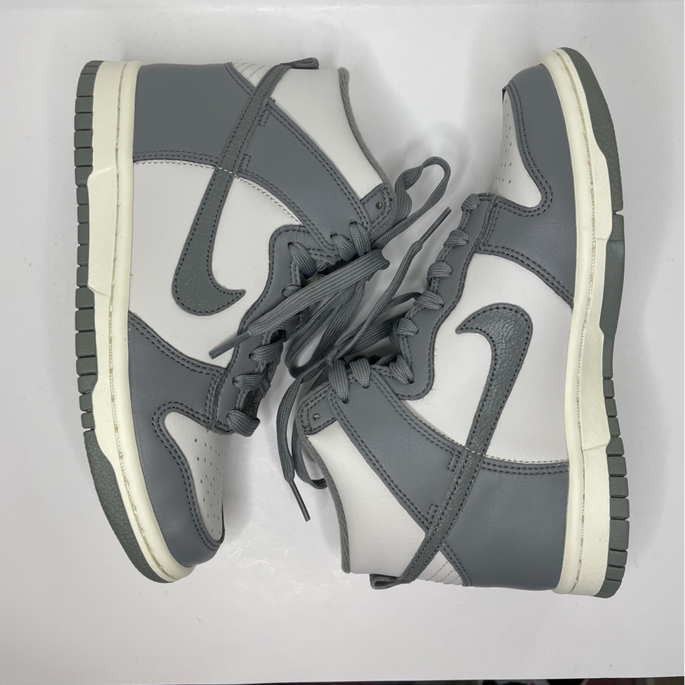 Nike High Top Dunks Size: Kids 4/Women’s 5.5 Grey and White, used slightly